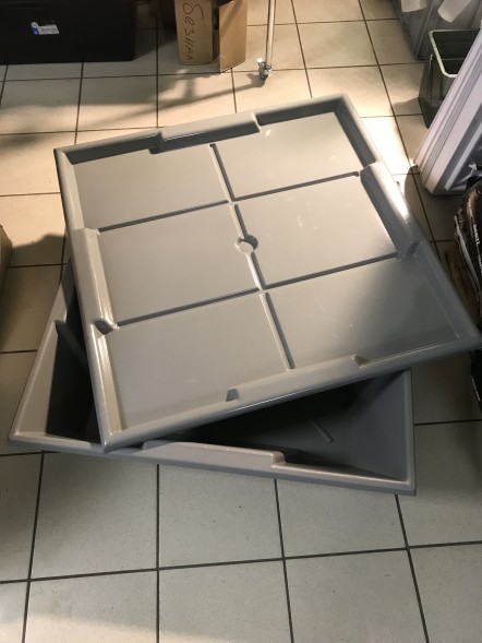 Комплект для гроутента 940х940х220 мм (поддон+крышка)