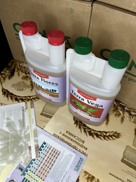 Комплект удобрений CANNA (Terra Flores+Terra Vega) x 2 л