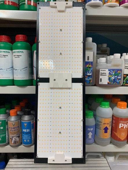 Светильник Quantum board 240 W Samsung LM301B 3500К Epistar UV IR