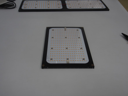 Светильник Quantum board 240 W Samsung LM301H Cree xpe2 660nm 3000К UV IR