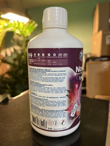 Удобрение Flora NovaMax Bloom 0,5 л уценка