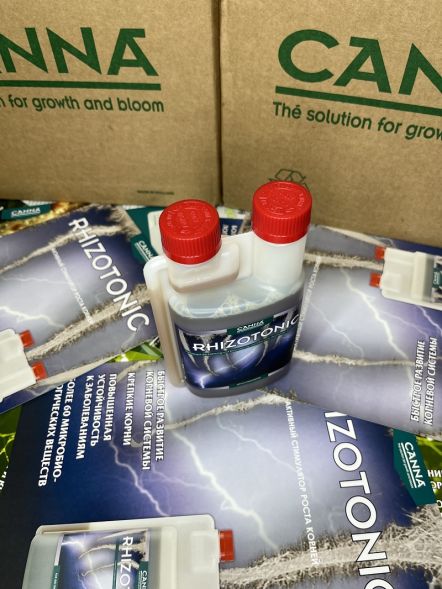 Стимулятор Rhizotonic 250 мл уцененный товар