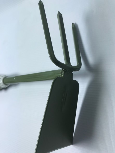 Тяпка-мотыга садовая / Мотыжка металлическая