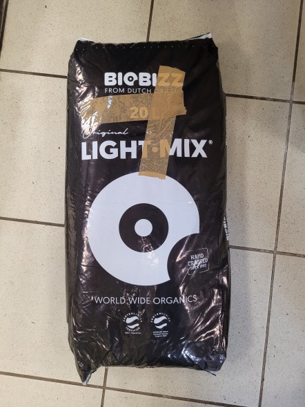 Субстрат BioBizz Light-Mix 20 л уценка