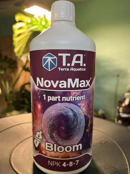 Удобрение Flora NovaMax Bloom 1 л