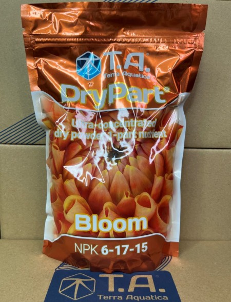 Удобрение Maxi Bloom 1 кг (Dry Part Terra Aquatica)